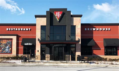 bj bars|BJs Restaurants and Brewhouse